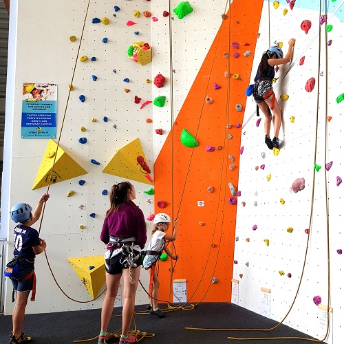 Kids climbing clubs (age 6-17)